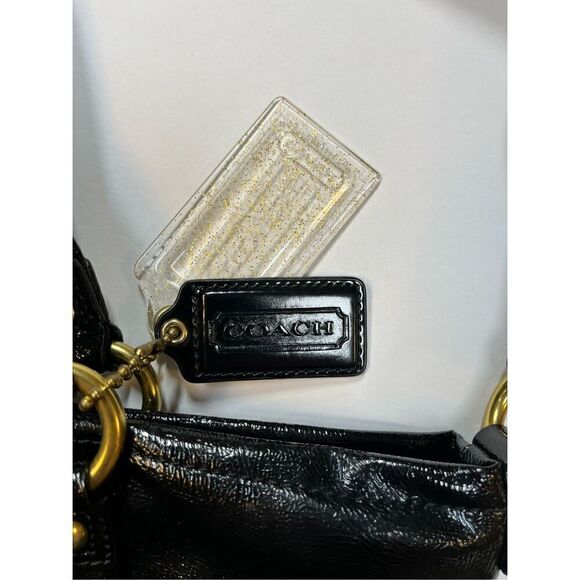 Vintage Coach Black Patent Leather Poppy Daisy Liquid Glass Heart Zipper Bag EUC - Picture 3 of 15